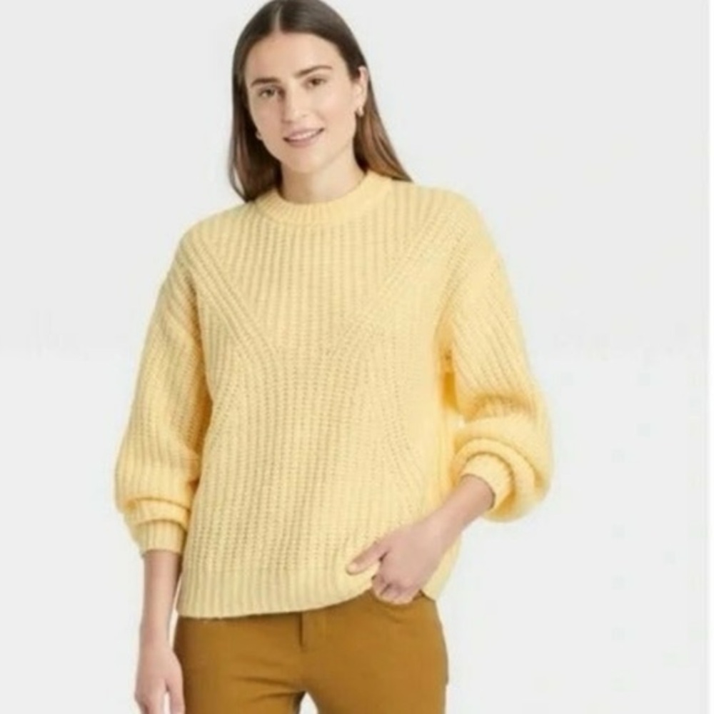 a new day Butter Yellow Crew Neck Sweater Size XS